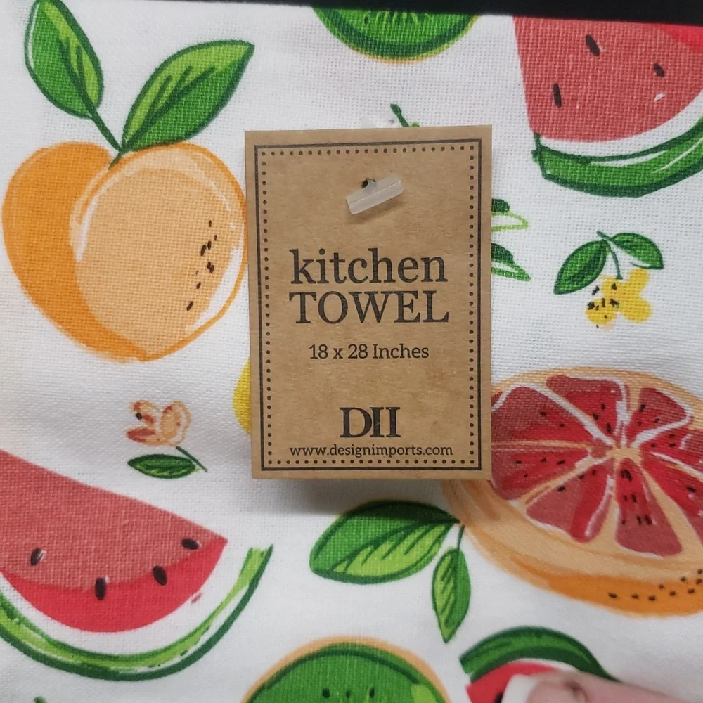 Design Imports NWT 100% Cotton Kitchen Towel Set/2 with Fruits Design
